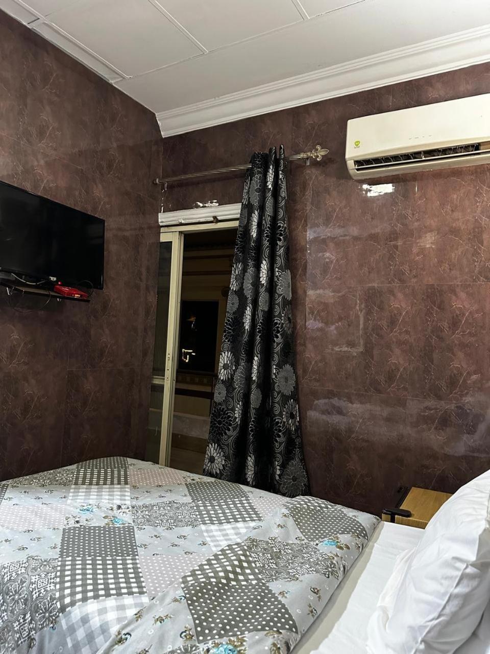 Grand City Kaherah Luaran gambar